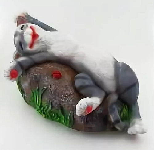 Садовая фигура Котёнок на камне отдыхает Н-25